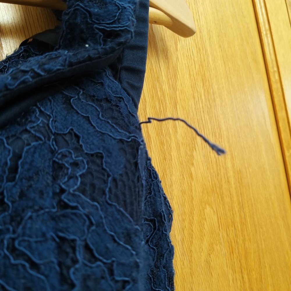 Xscape Womens Navy Lace Off-The-Shoulder Hi-Low Midi Dress Petites 2P Pre-owne - Picture 6 of 16